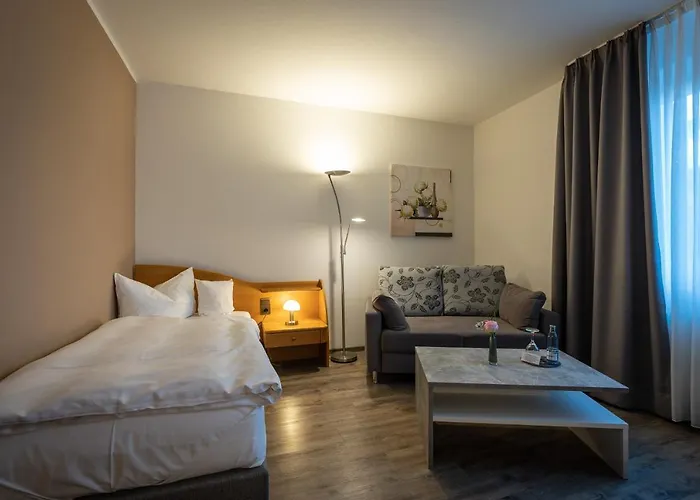 Hotel Pfaelzer Hof Gmbh